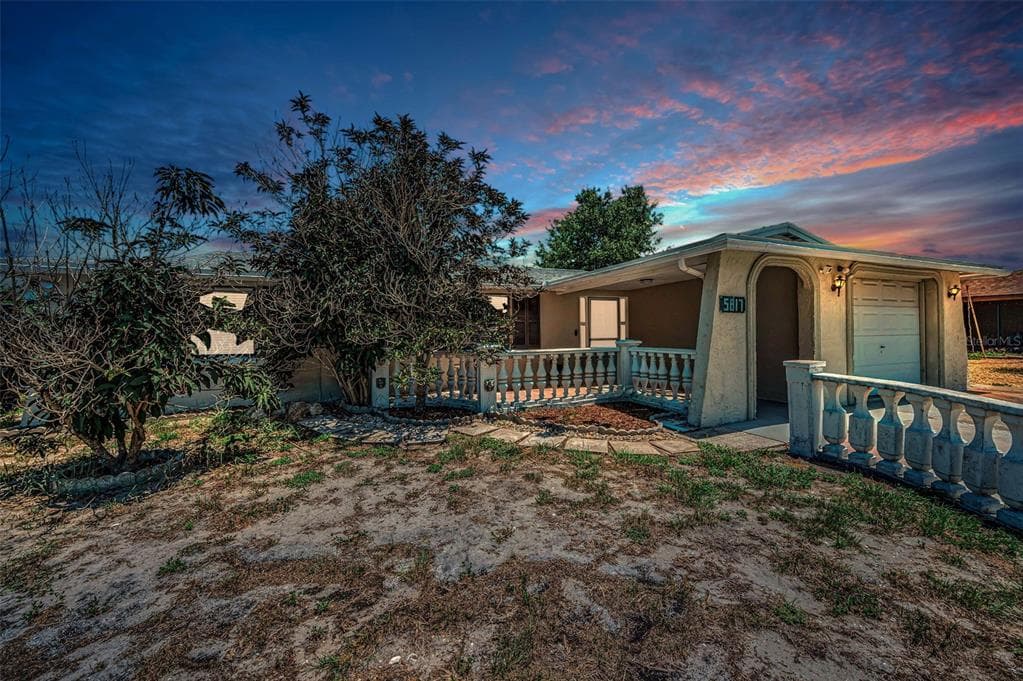 5817 10TH AVENUE, NEW PORT RICHEY, FL 34652 — zdjęcie 2