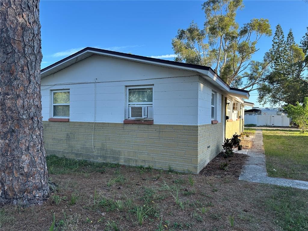 351 50TH AVENUE N, ST PETERSBURG, FL 33703