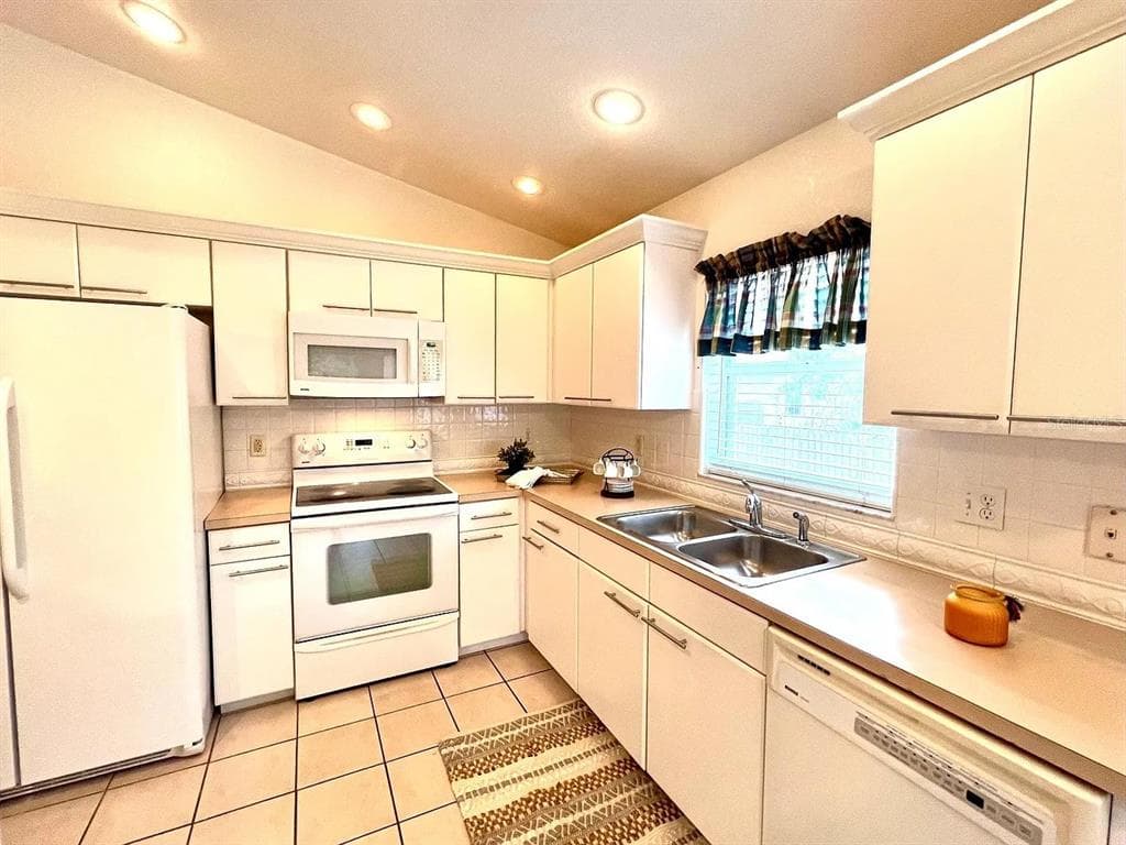 1485 DONEGAN ROAD, LARGO, FL 33771 — zdjęcie 3