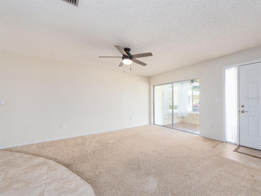 1009 QUEEN ANNE DRIVE # B, PALM HARBOR, FL 34684 — zdjęcie 5