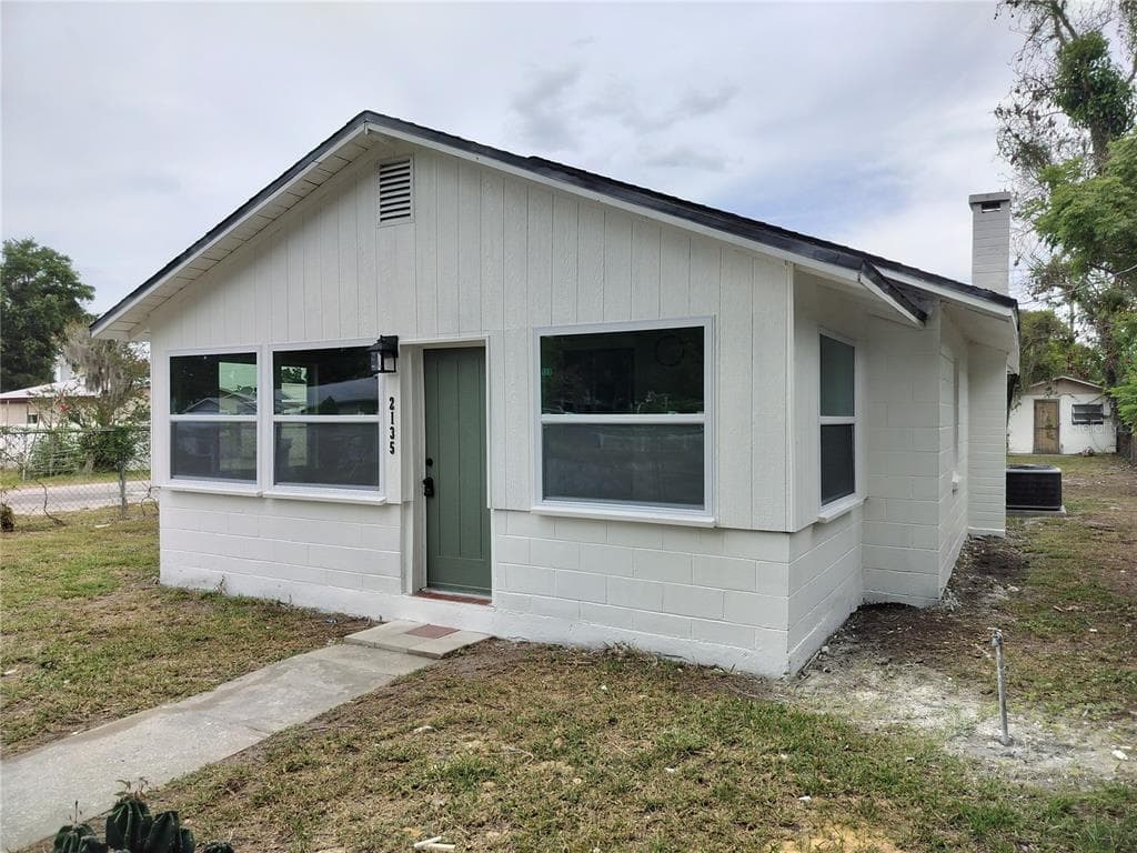 2135 ELIZABETH STREET, LAKELAND, FL 33815