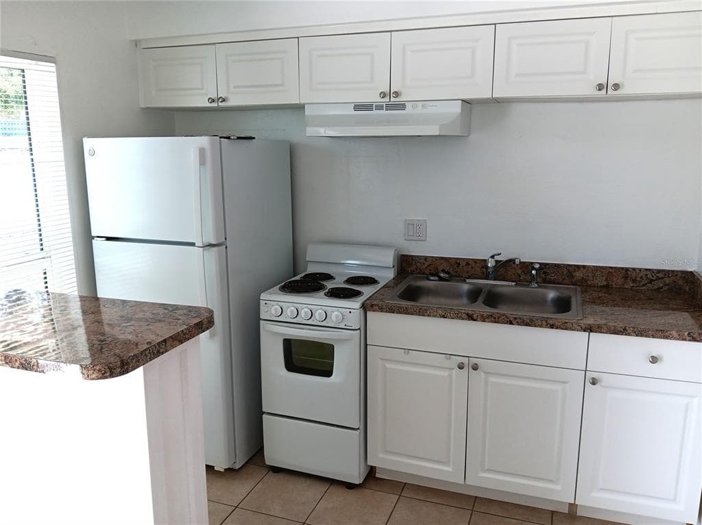 885 BELTREES STREET # 7, DUNEDIN, FL 34698 — zdjęcie 4