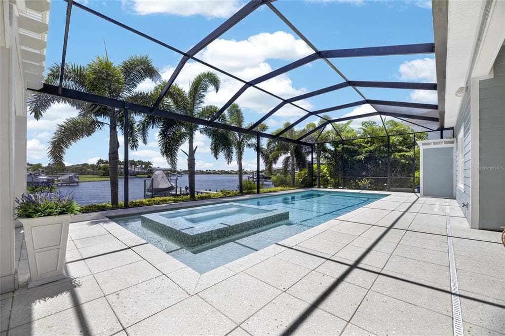 825 MANNS HARBOR DRIVE, APOLLO BEACH, FL 33572 — zdjęcie 2