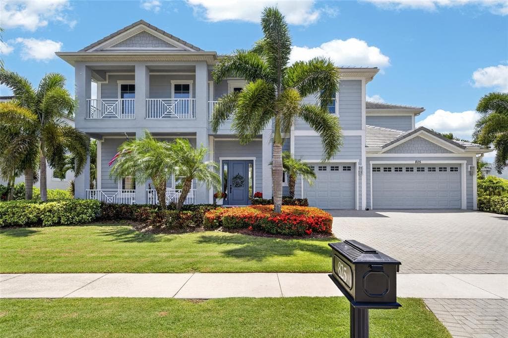 825 MANNS HARBOR DRIVE, APOLLO BEACH, FL 33572