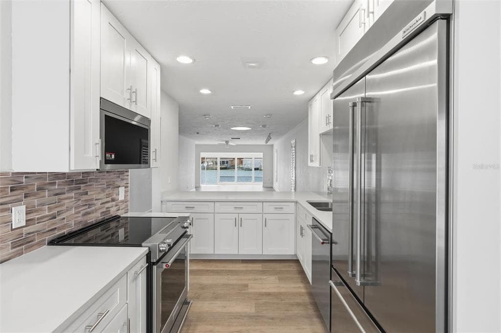 594 BOCA CIEGA POINT BOULEVARD N, ST PETERSBURG, FL 33708 — zdjęcie 5