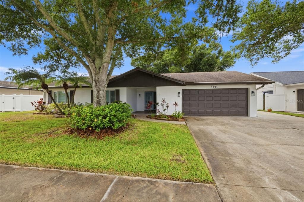 1931 ARVIS CIRCLE E, CLEARWATER, FL 33764 — zdjęcie 2