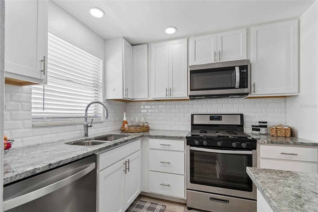 5980 SHORE BOULEVARD S # 909, GULFPORT, FL 33707 — zdjęcie 3