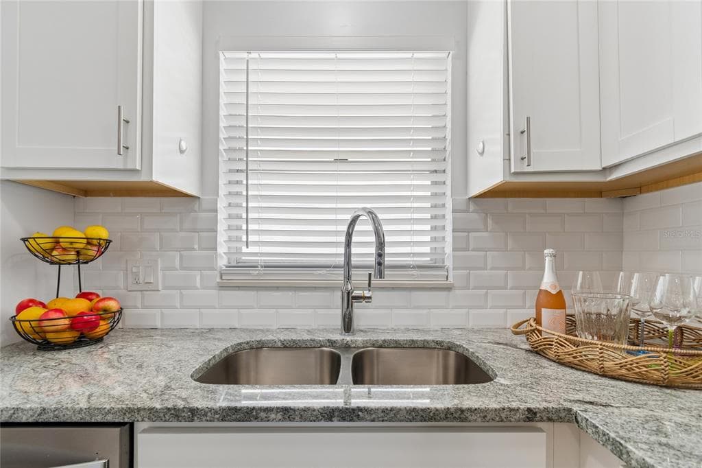 5980 SHORE BOULEVARD S # 909, GULFPORT, FL 33707 — zdjęcie 5