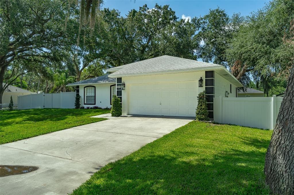 930 HICKS ROAD, LAKELAND, FL 33813 — zdjęcie 2