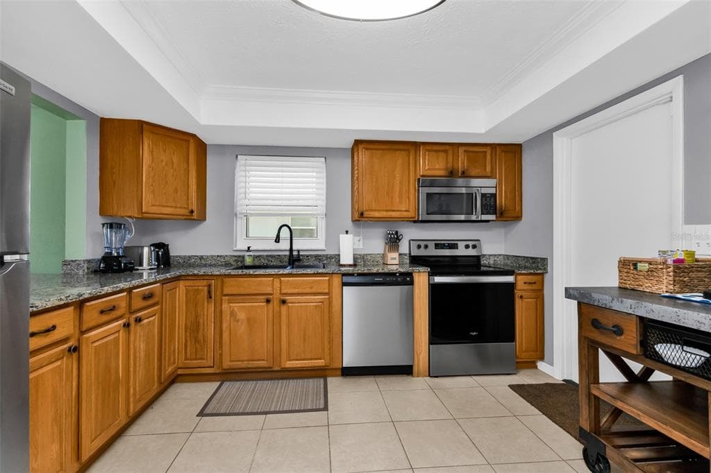 82 ROTONDA CIRCLE, ROTONDA WEST, FL 33947 — zdjęcie 3