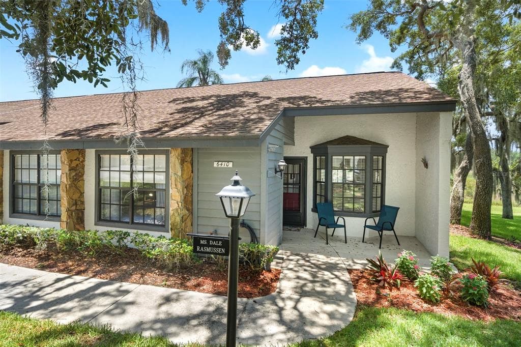 6410 NATURE PRESERVE LANE, SPRING HILL, FL 34606