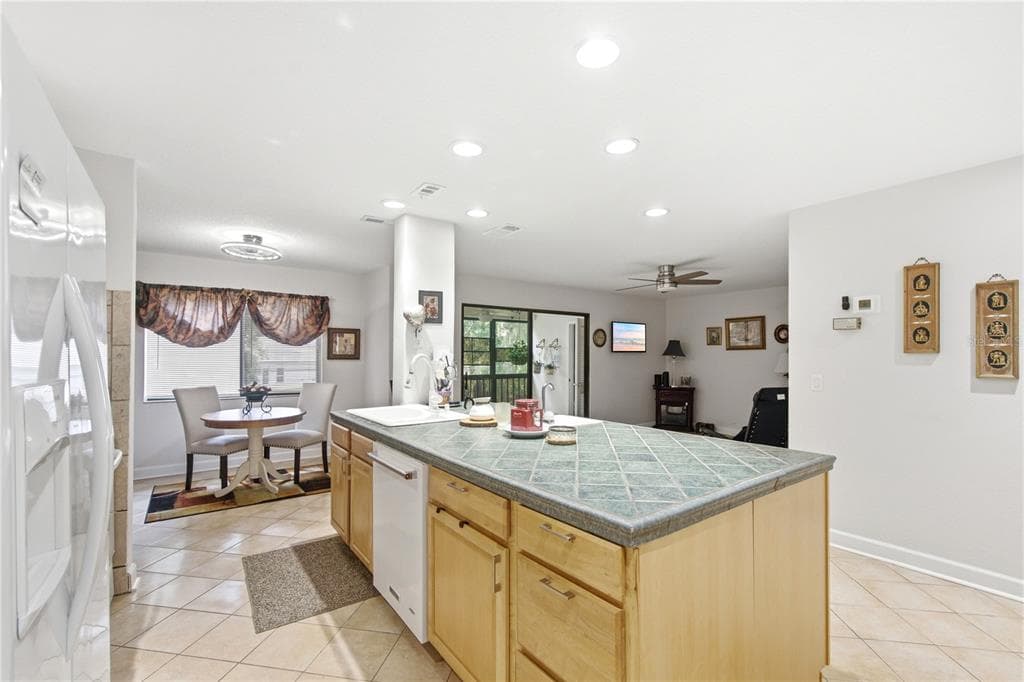 314 PALM COAST PARKWAY NE # 202, PALM COAST, FL 32137 — zdjęcie 4