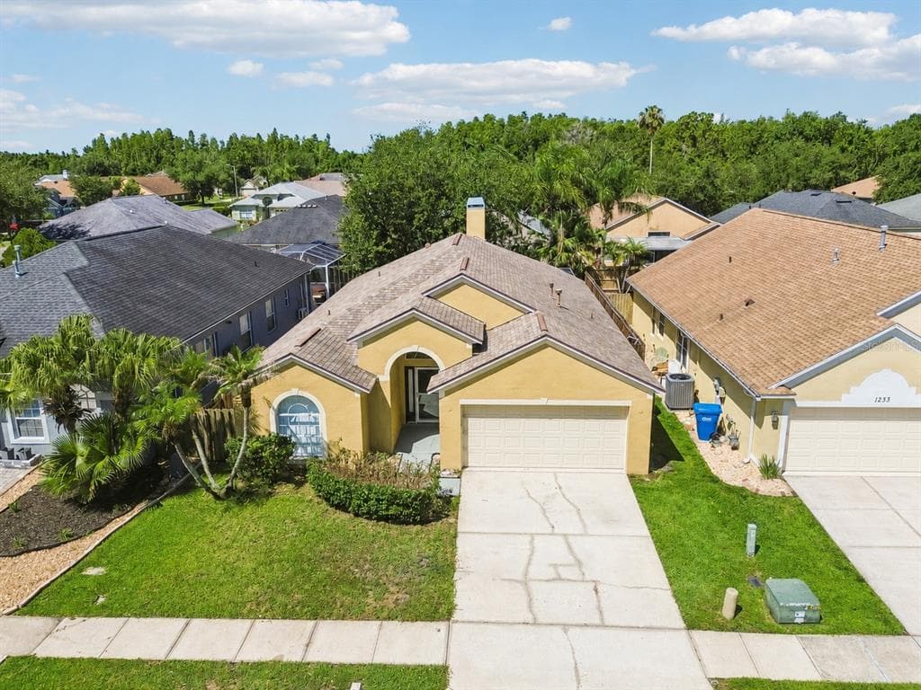 1229 CRIMSON CLOVER LANE, WESLEY CHAPEL, FL 33543