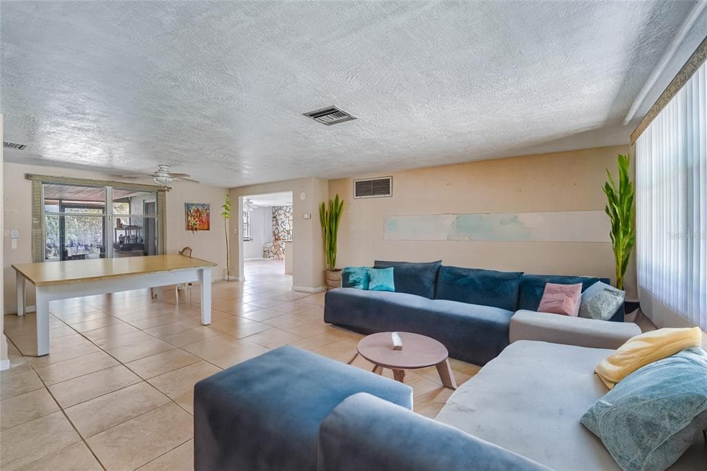 8542 BETTY STREET, PORT RICHEY, FL 34668 — zdjęcie 2