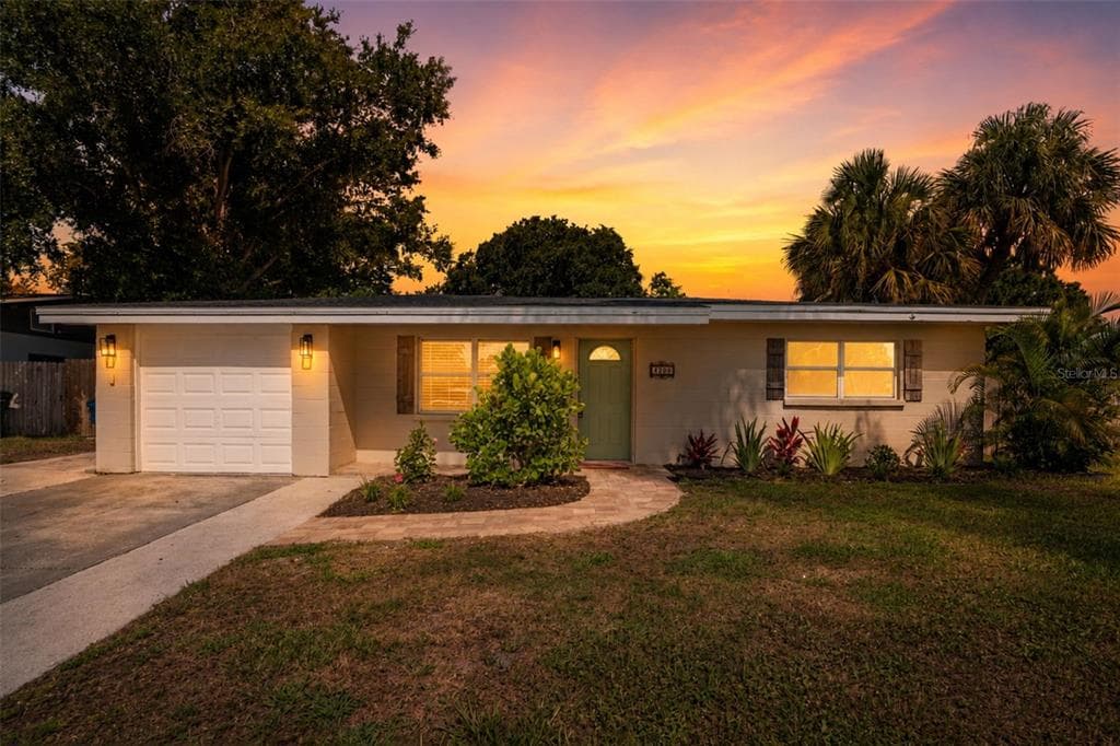 4200 DES PLAINES DRIVE, SARASOTA, FL 34233 — zdjęcie 2