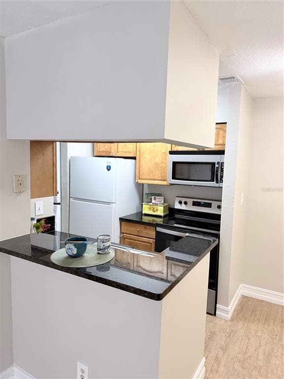 241 AFTON SQUARE # 103, ALTAMONTE SPRINGS, FL 32714 — zdjęcie 4