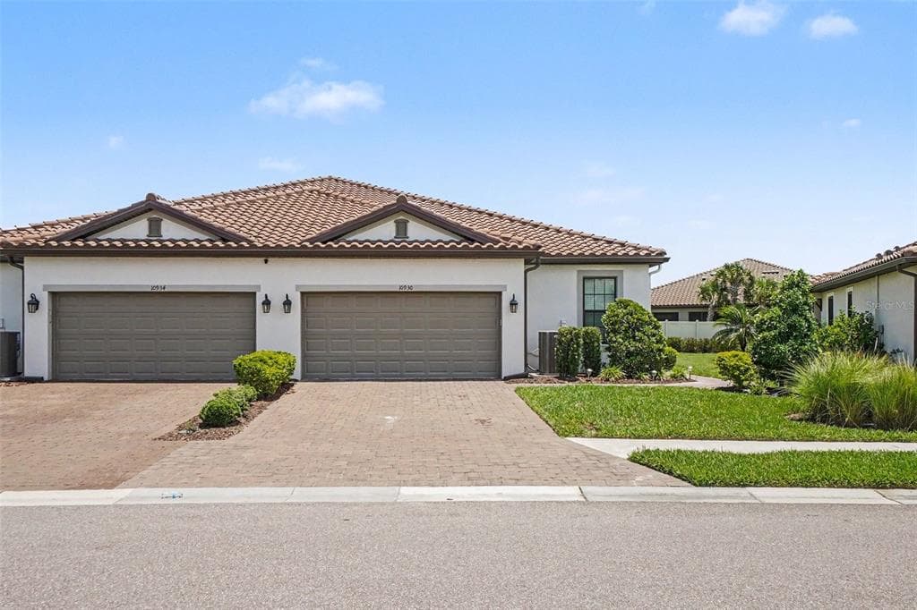10930 WENDOVER DRIVE, PALMETTO, FL 34221