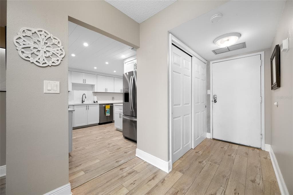 1621 GULF BOULEVARD # 706, CLEARWATER BEACH, FL 33767 — zdjęcie 3