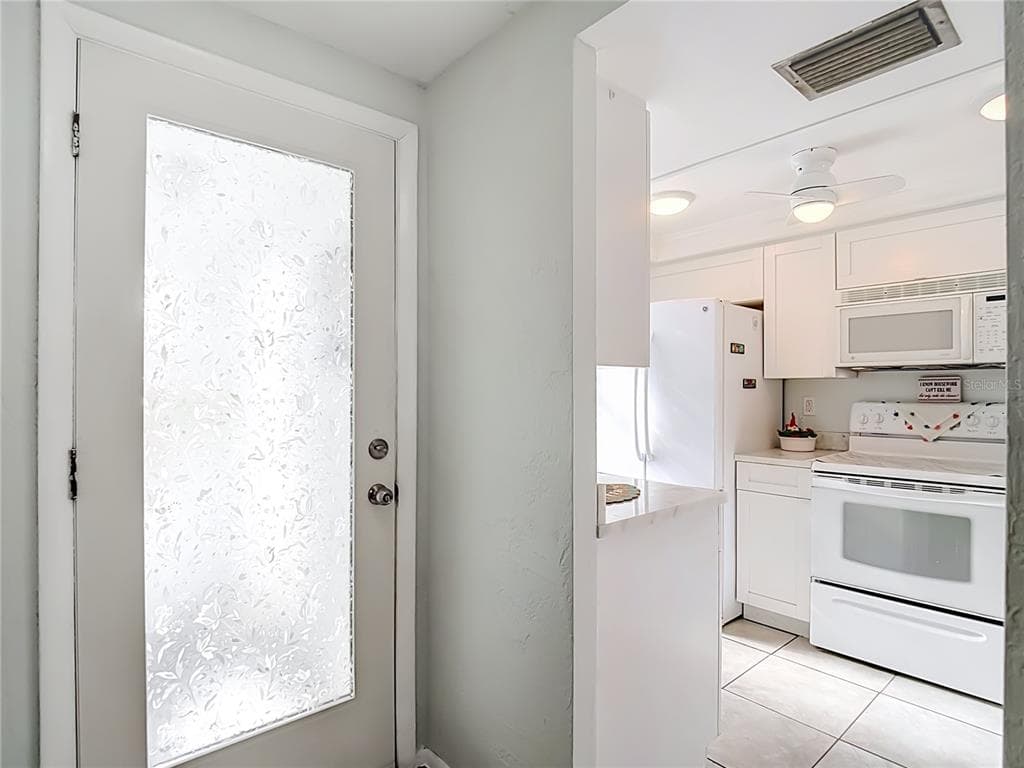 4227 TOUCHTON PLACE # 4227, NEW PORT RICHEY, FL 34652 — zdjęcie 3