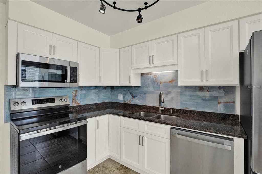 4715 BAY STREET NE # 126, ST PETERSBURG, FL 33703 — zdjęcie 3
