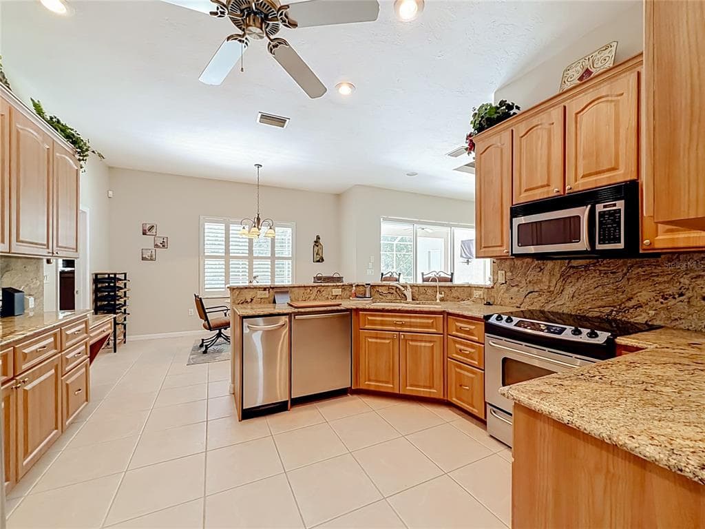 27423 NATAL DRIVE, PUNTA GORDA, FL 33983 — zdjęcie 4