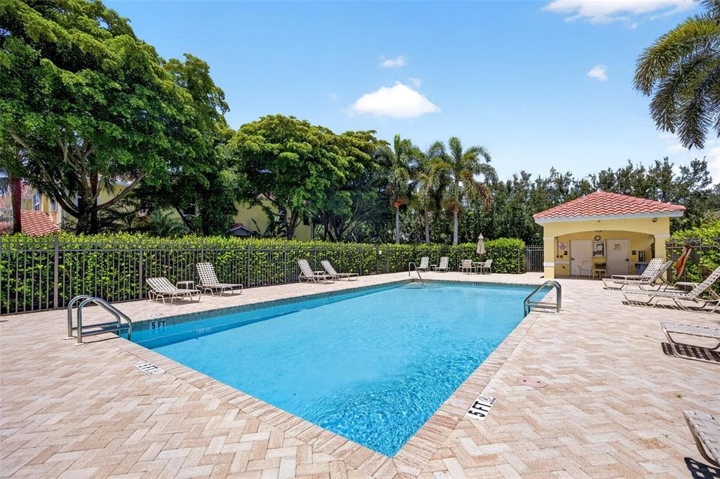 4400 LAZIO WAY # 205, FORT MYERS, FL 33901 — zdjęcie 2