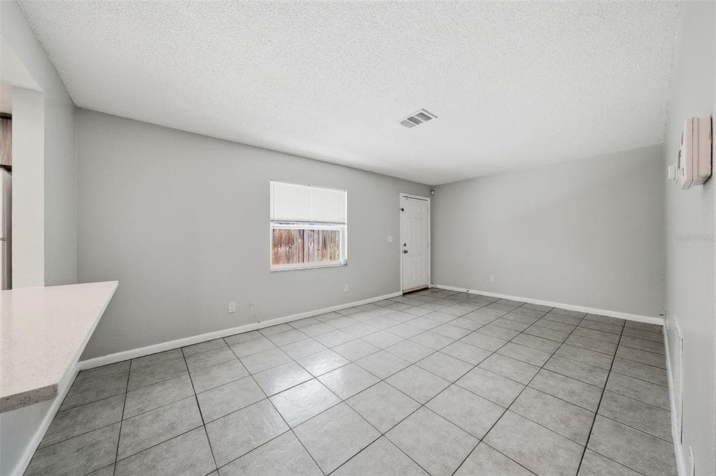2564 42ND AVENUE N, ST PETERSBURG, FL 33714 — zdjęcie 4