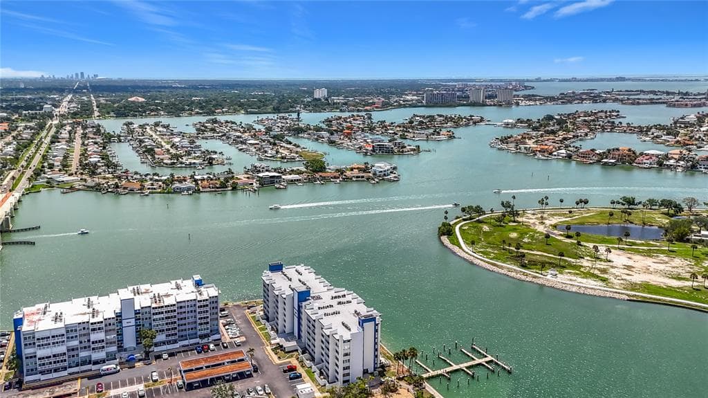 450 TREASURE ISLAND CAUSEWAY # 111, TREASURE ISLAND, FL 33706 — zdjęcie 2