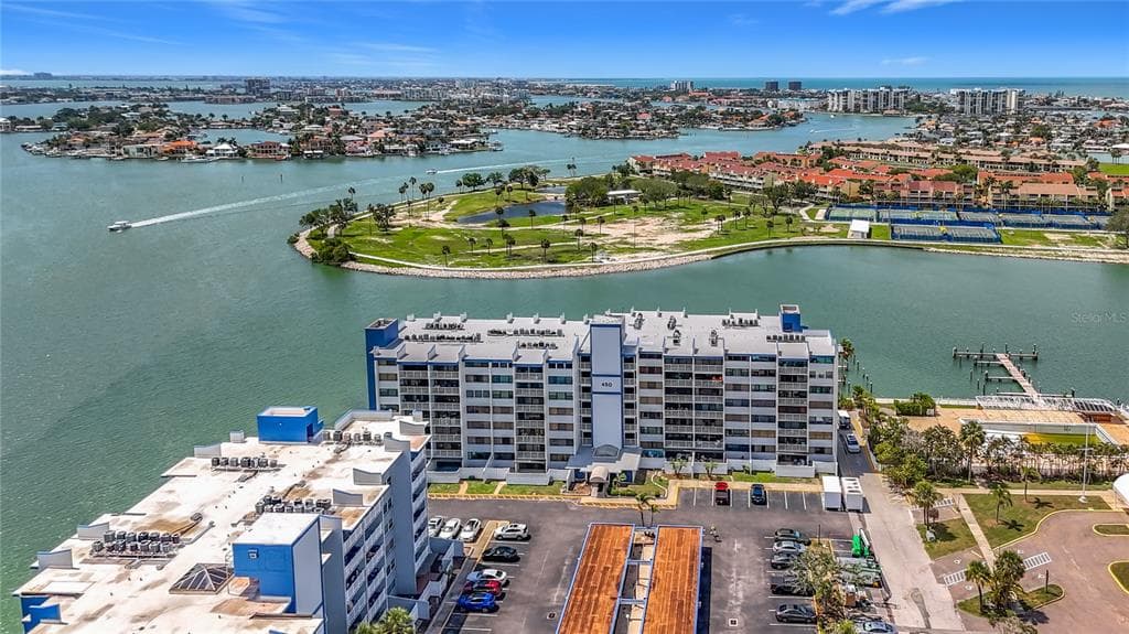 450 TREASURE ISLAND CAUSEWAY # 111, TREASURE ISLAND, FL 33706 — zdjęcie 5