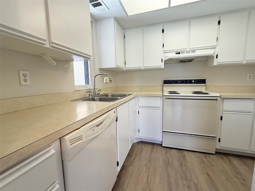19505 QUESADA AVENUE # KK204, PORT CHARLOTTE, FL 33948 — zdjęcie 5