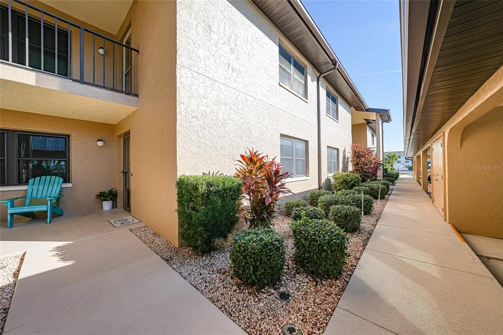 240 LEWIS CIRCLE # 513, PUNTA GORDA, FL 33950 — zdjęcie 4