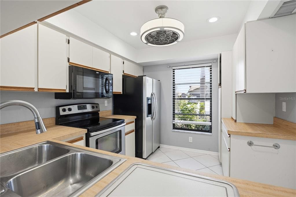 244 MARK TWAIN LANE, ROTONDA WEST, FL 33947 — zdjęcie 4