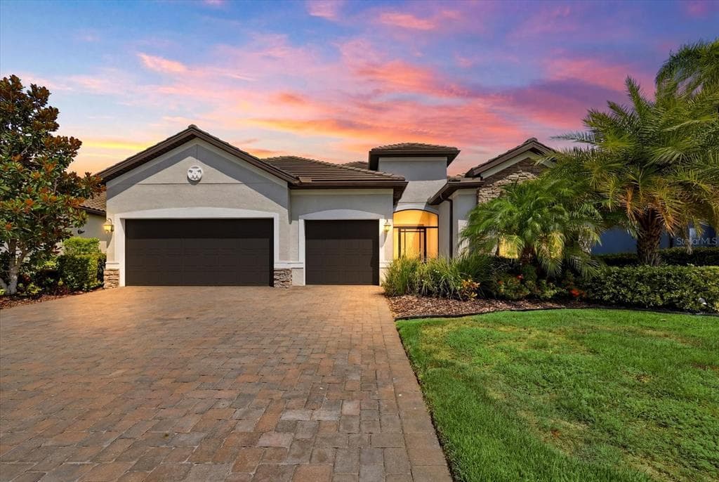 12021 PERENNIAL PLACE, LAKEWOOD RANCH, FL 34211