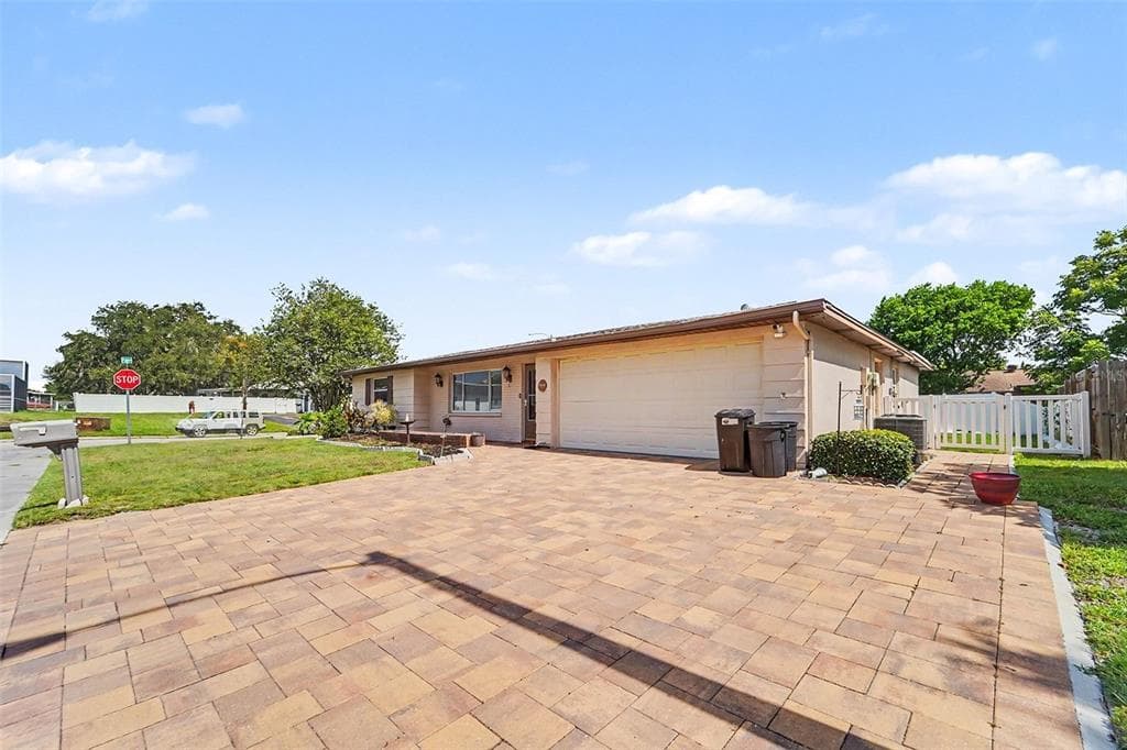 7015 MORAVIAN DRIVE, PORT RICHEY, FL 34668 — zdjęcie 2
