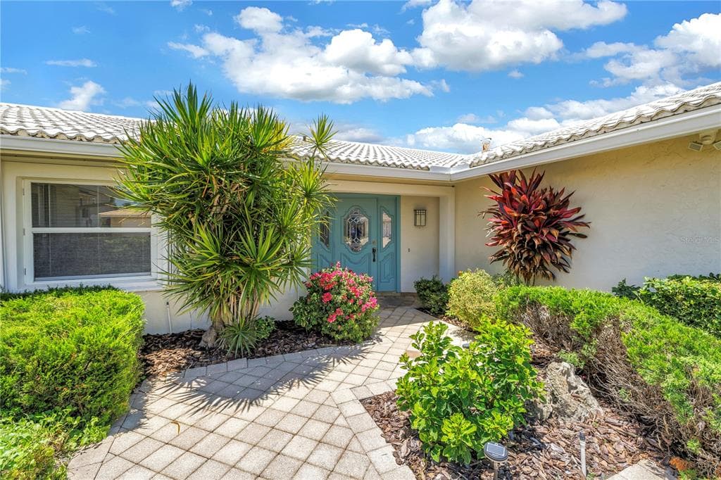 2067 MASSACHUSETTS AVENUE NE, ST PETERSBURG, FL 33703 — zdjęcie 4