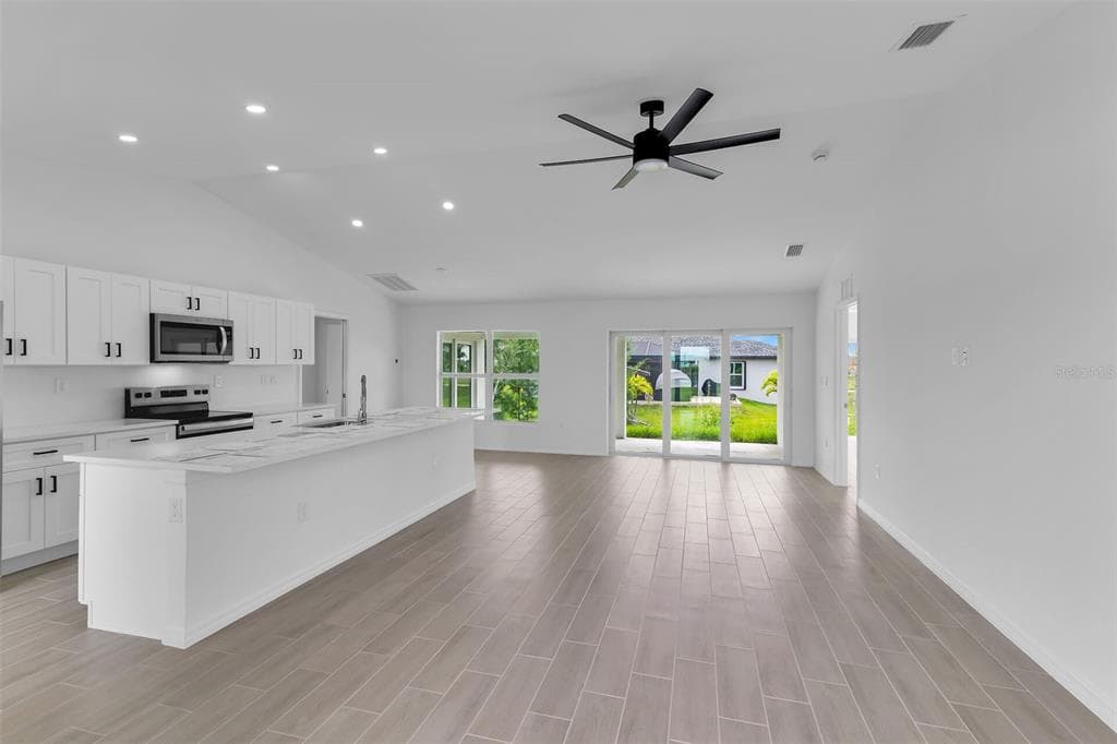2221 NW 43RD AVENUE, CAPE CORAL, FL 33993 — zdjęcie 4