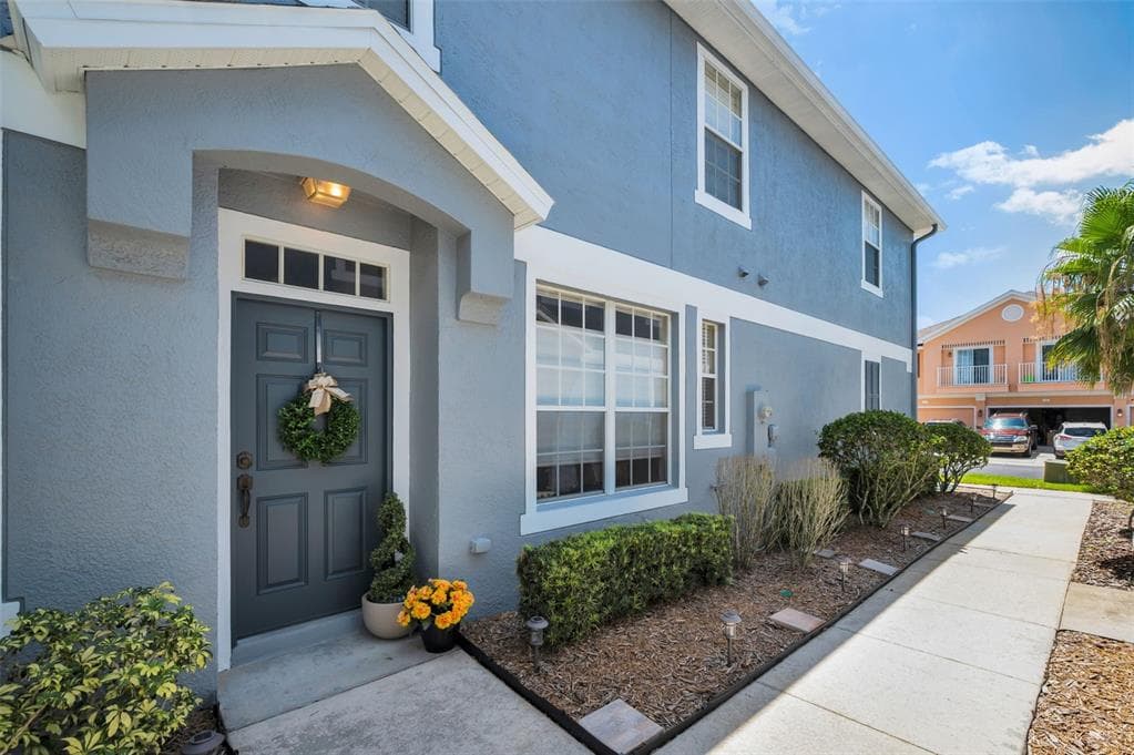 8525 SHALLOW CREEK, NEW PORT RICHEY, FL 34653
