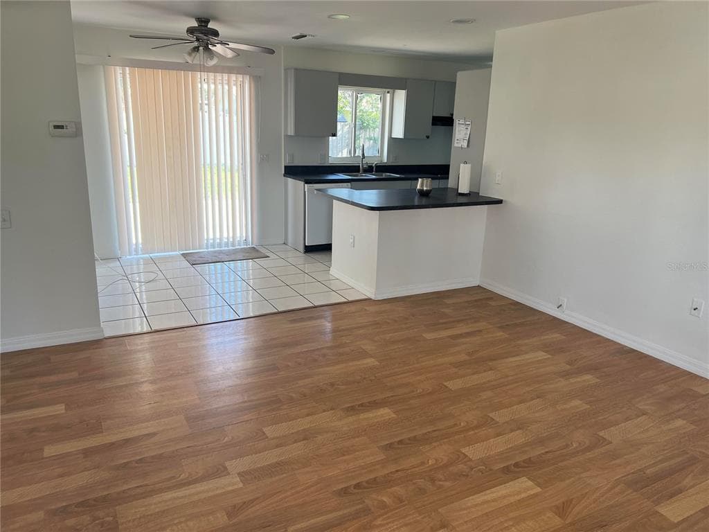 10934 FREEDOM BOULEVARD, SEMINOLE, FL 33772 — zdjęcie 2