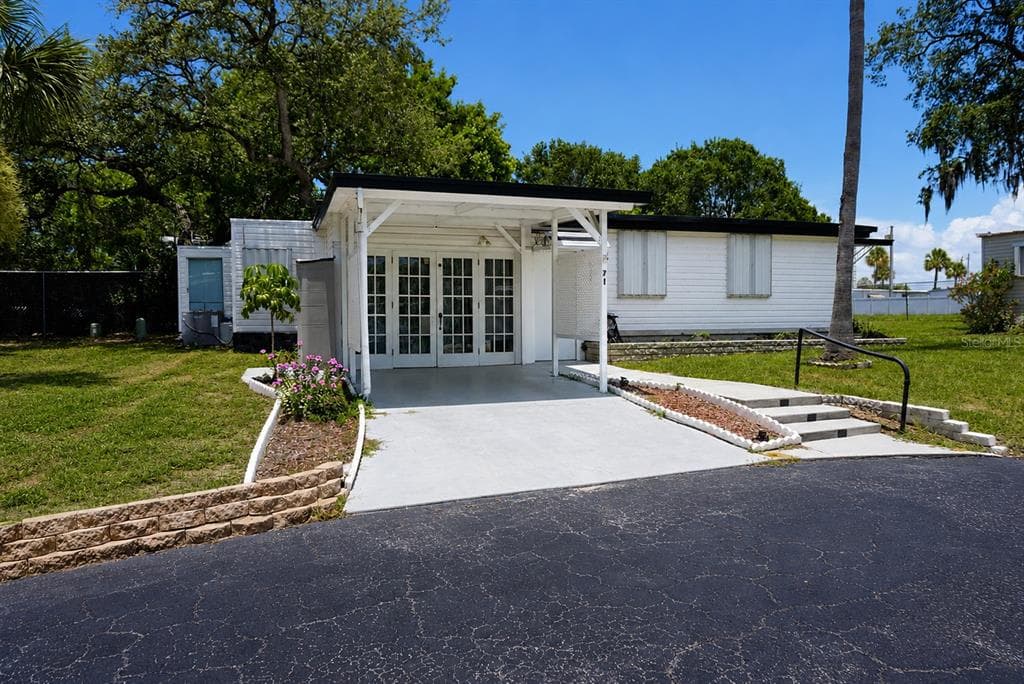 980 7TH STREET NW # 71, LARGO, FL 33770