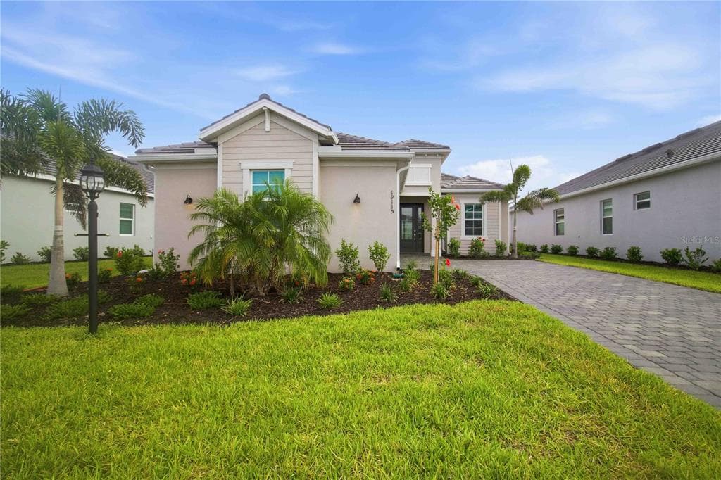 19115 CHERRYSTONE WAY, LAKEWOOD RANCH, FL 34211