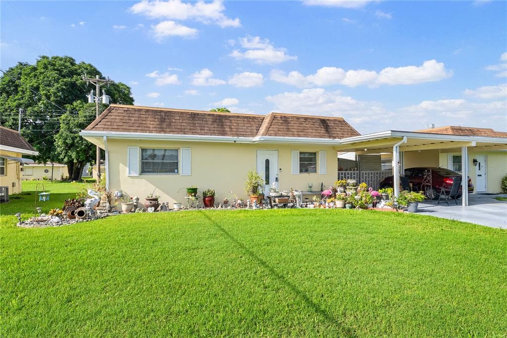 2208 GARDENIA WAY, LEHIGH ACRES, FL 33936 — zdjęcie 2