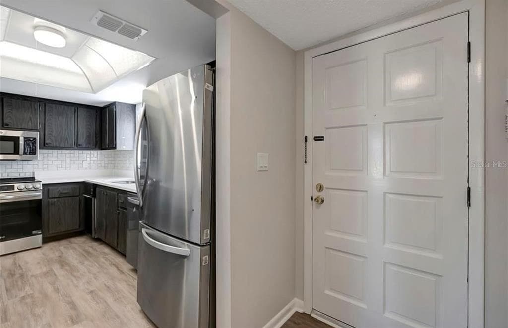 7020 COGNAC DRIVE # 3, NEW PORT RICHEY, FL 34653 — zdjęcie 2