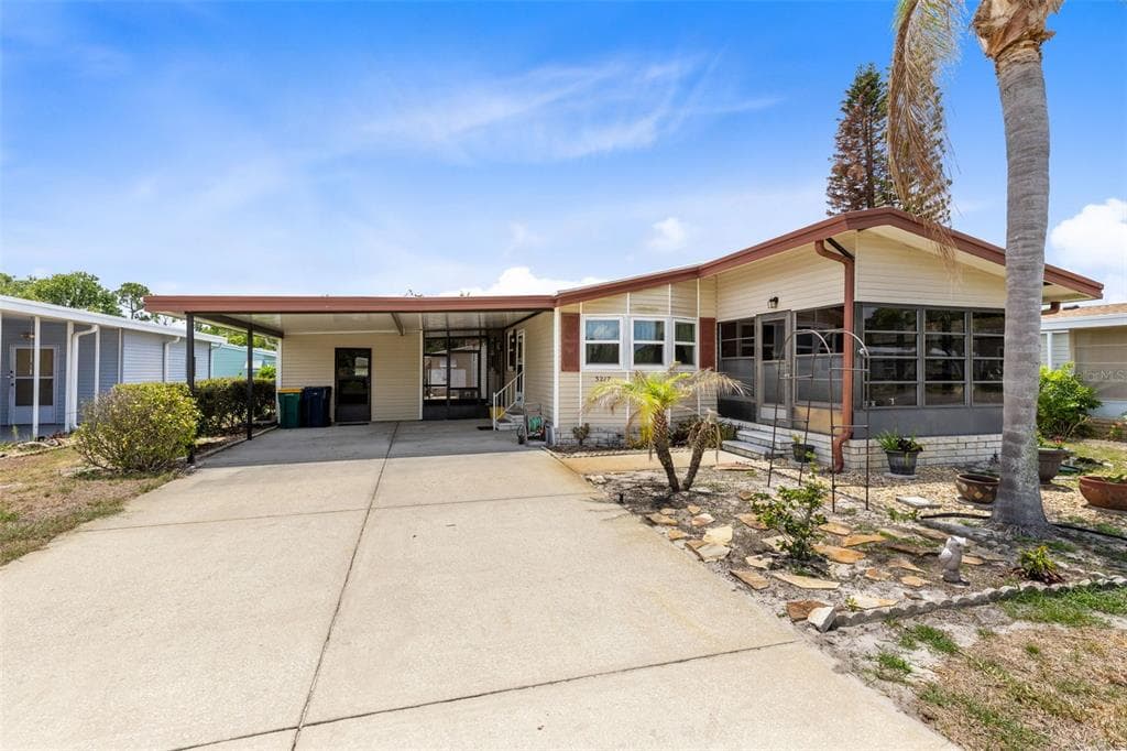 3217 RAINBOW ROAD, TAVARES, FL 32778 — zdjęcie 2
