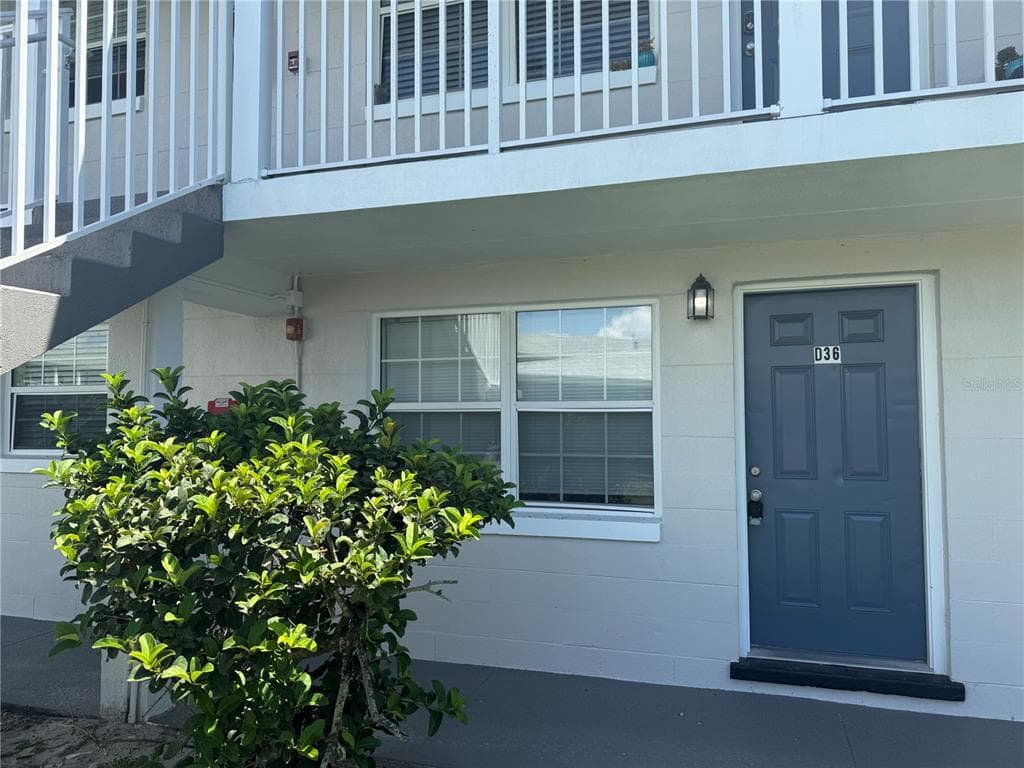 1400 EUDORA ROAD # D36, MOUNT DORA, FL 32757