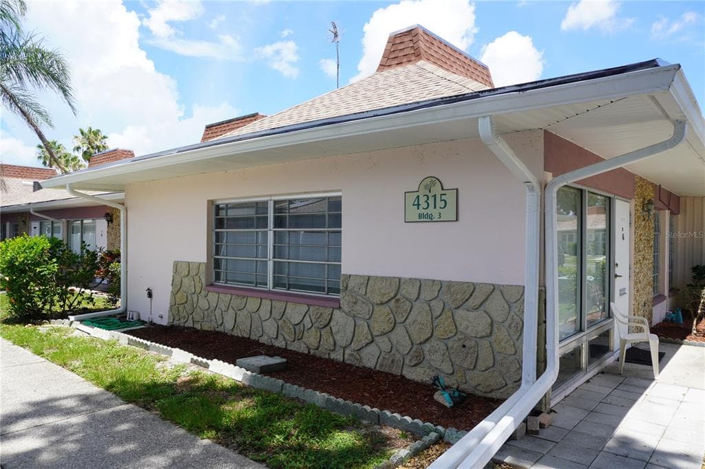 4315 TAHITIAN GARDENS CIRCLE # H, HOLIDAY, FL 34691 — zdjęcie 4