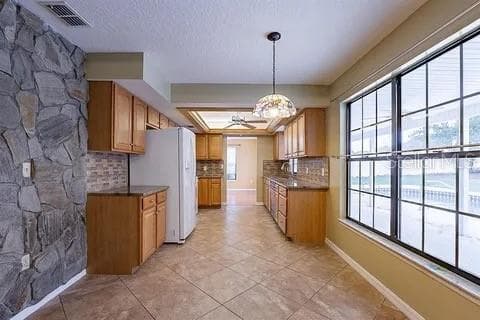 7528 RIVER COUNTRY DRIVE, WEEKI WACHEE, FL 34607 — zdjęcie 3