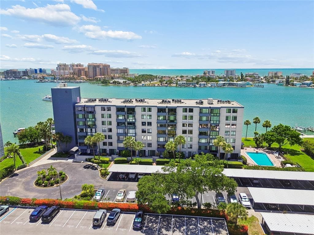 644 ISLAND WAY # 405, CLEARWATER, FL 33767