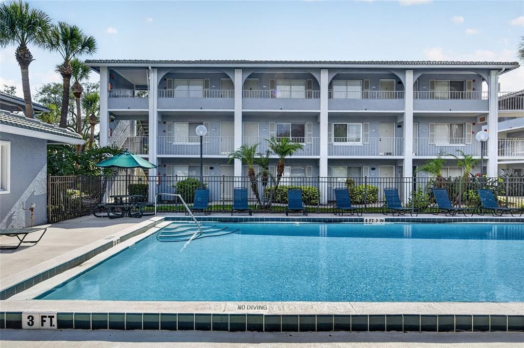 128 WATER FRONT WAY # 360, ALTAMONTE SPRINGS, FL 32701