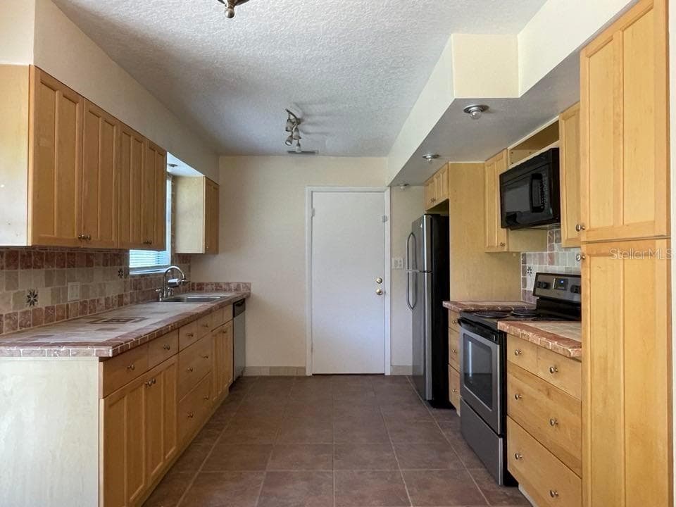 512 GALLOWAY AVENUE, DELTONA, FL 32725 — zdjęcie 3