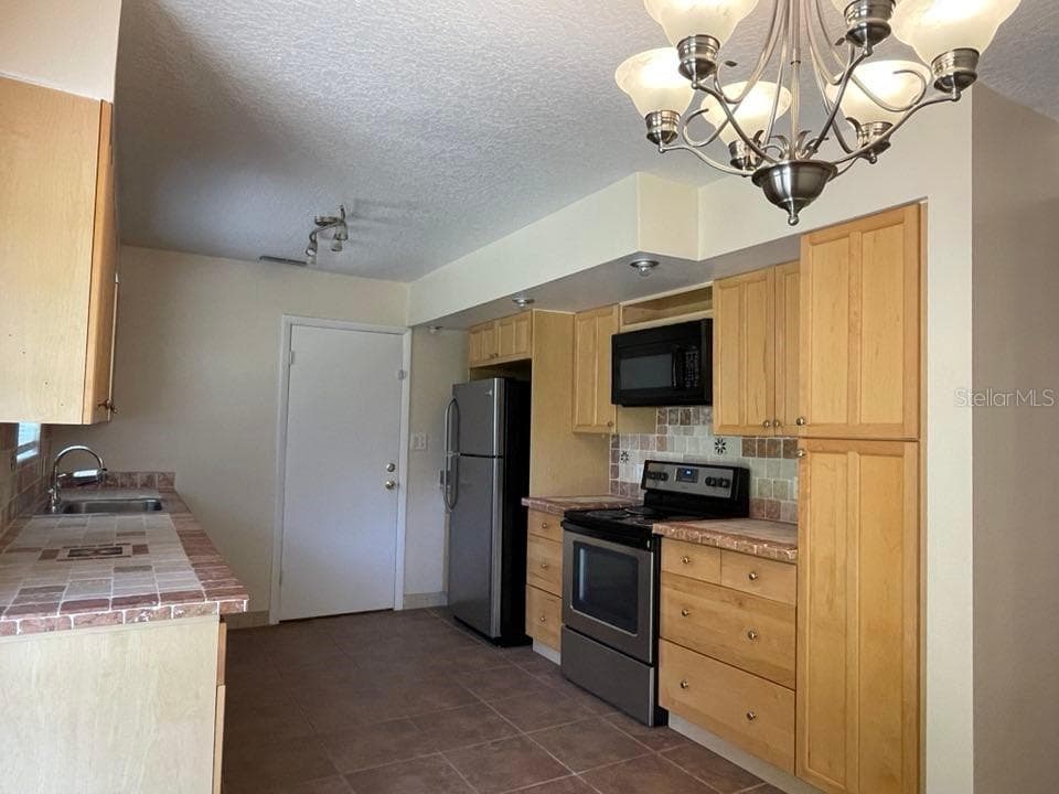 512 GALLOWAY AVENUE, DELTONA, FL 32725 — zdjęcie 4